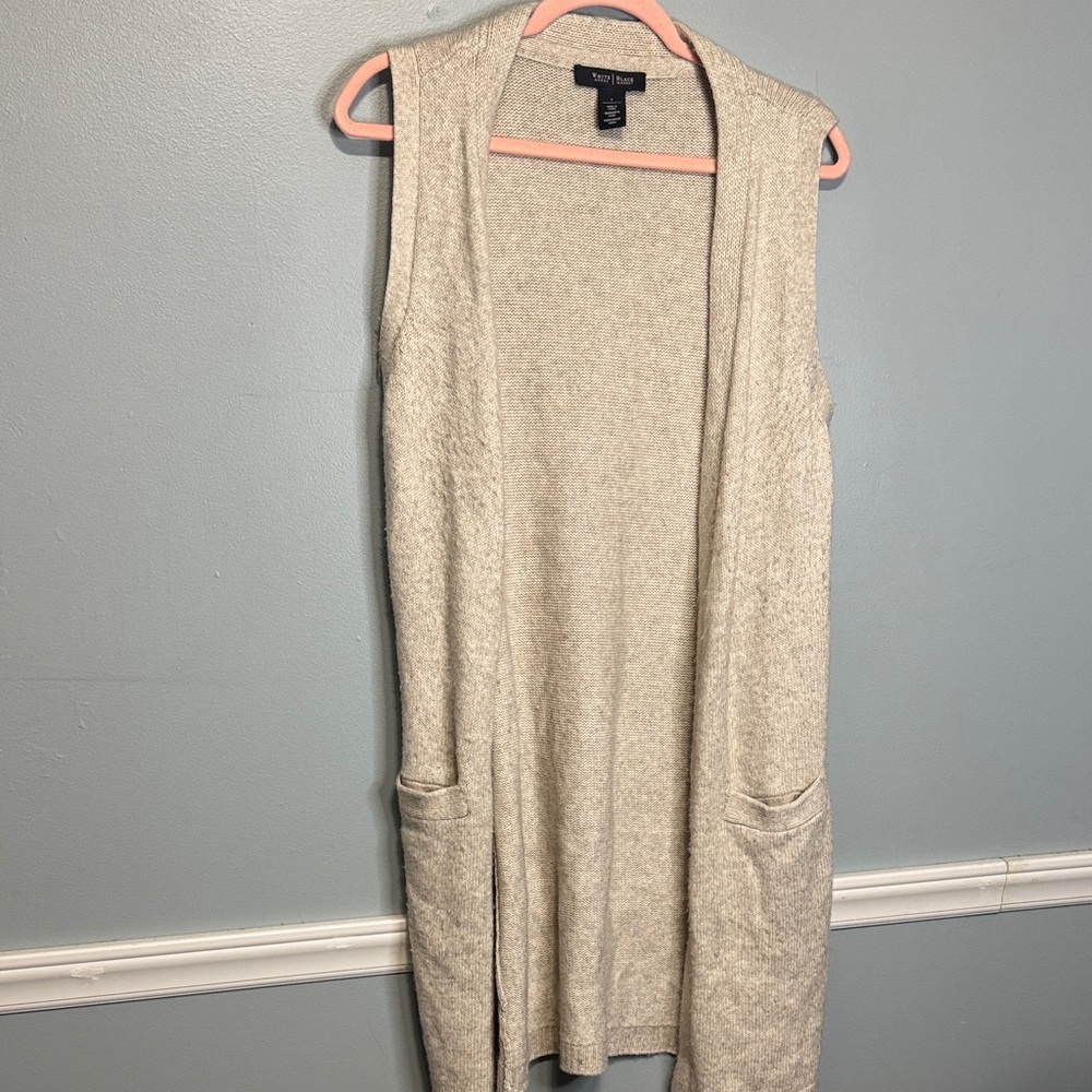 White House Black Market Women's Beige Sleeveless Cardigan